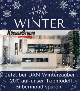 Moderne Küche mit winterlicher Dekoration und Rabattangebot