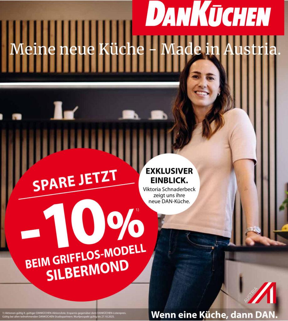 Frau in moderner Küche von DanKüchen mit Rabattangebot.